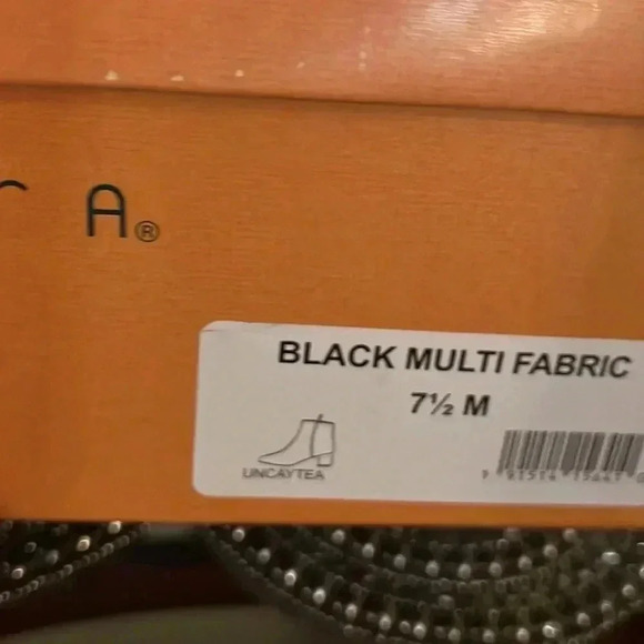 UNISA SIZE 7.5M BOOTS NIB - Picture 8 of 9